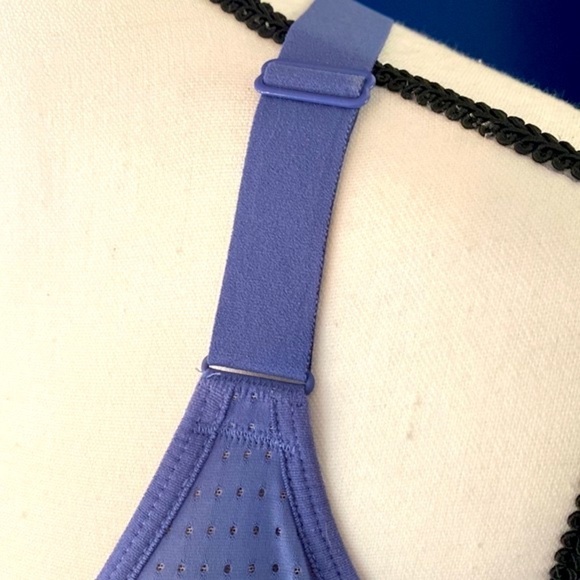 Victoria Sport Victorias Secret Incredible Blue Mesh Sport Bra Size 34DD - Picture 5 of 9
